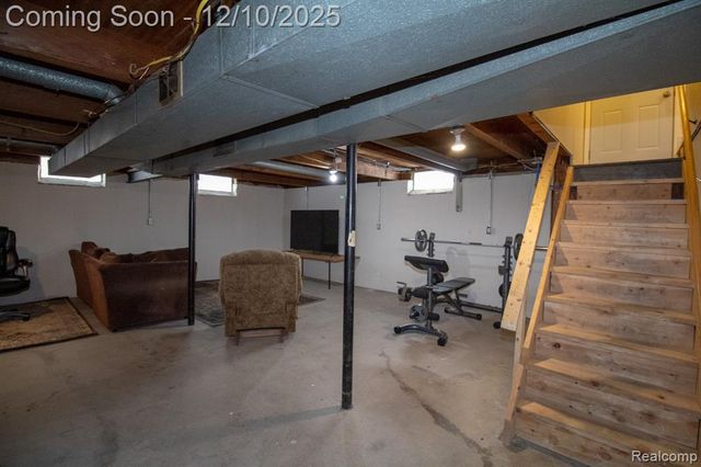 8225 N Hubbard Street, Westland, MI 48185