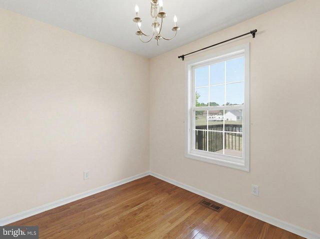 106 SIR WASHINGTON ST, Inwood, WV 25428
