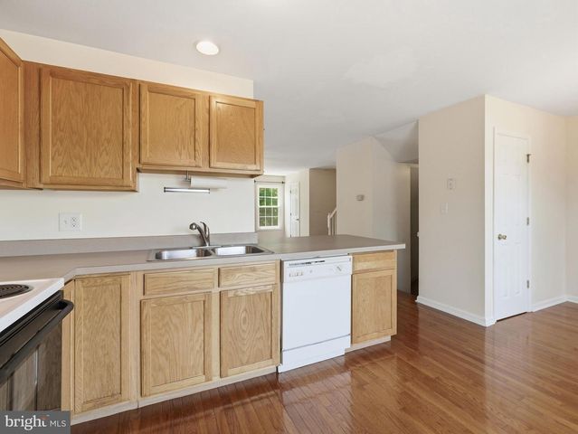 106 SIR WASHINGTON ST, Inwood, WV 25428