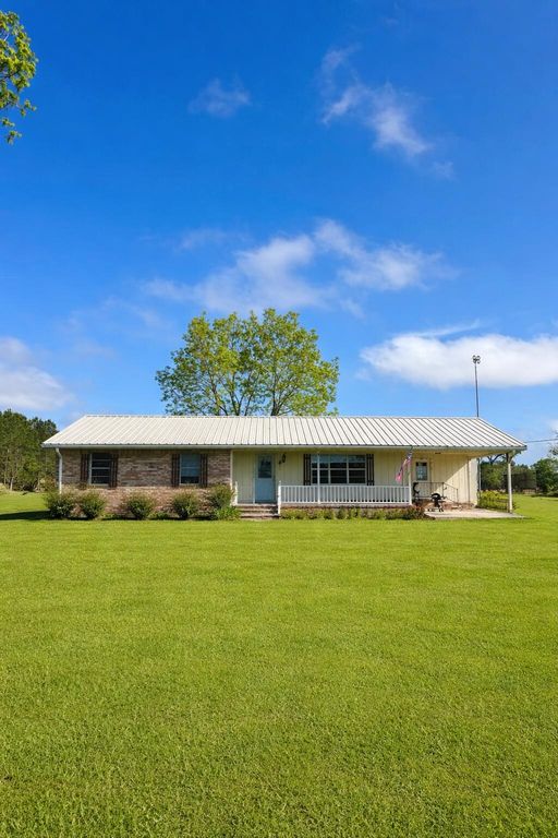 896 Mitchell Harper, Deridder, LA 70634