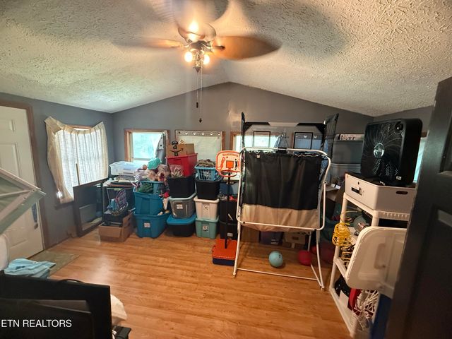 247 Dartmoor Drive, Crossville, TN 38558