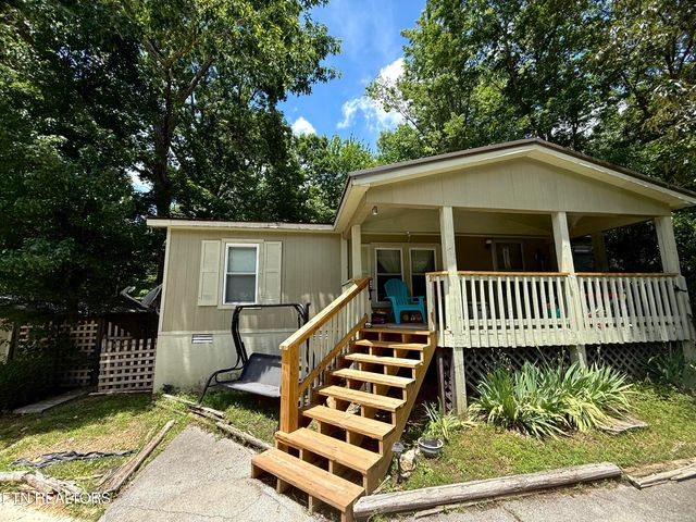 247 Dartmoor Drive, Crossville, TN 38558