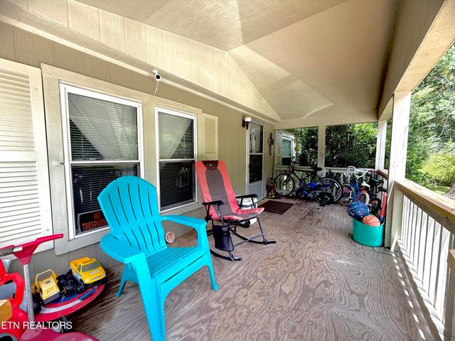 247 Dartmoor Drive, Crossville, TN 38558