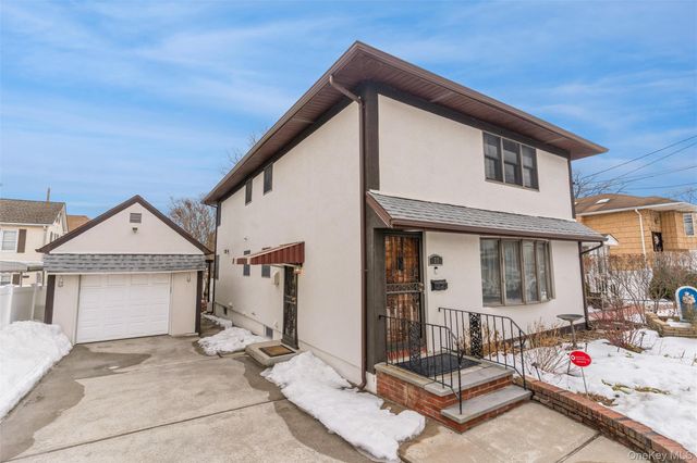 77 Lucille Avenue, Elmont, NY 11003