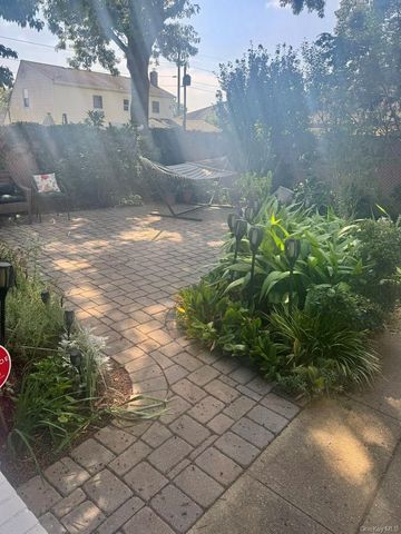 77 Lucille Avenue, Elmont, NY 11003