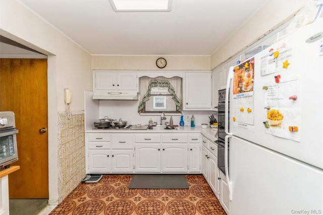 77 Lucille Avenue, Elmont, NY 11003