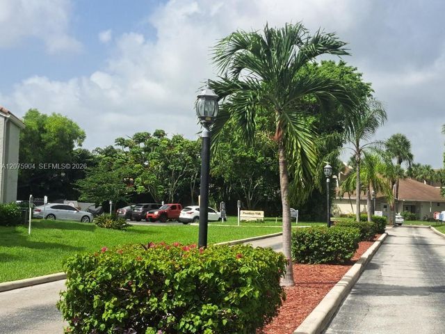 1500 N Congress Avenue C18, West Palm Beach, FL 33401