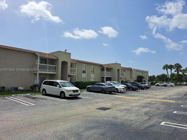 1500 N Congress Avenue C18, West Palm Beach, FL 33401