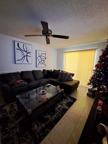 1500 N Congress Avenue C18, West Palm Beach, FL 33401