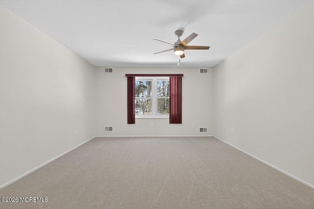 103 Maplecrest Drive E, Lakewood, NJ 08701