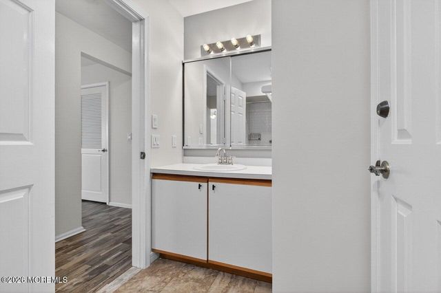 103 Maplecrest Drive E, Lakewood, NJ 08701