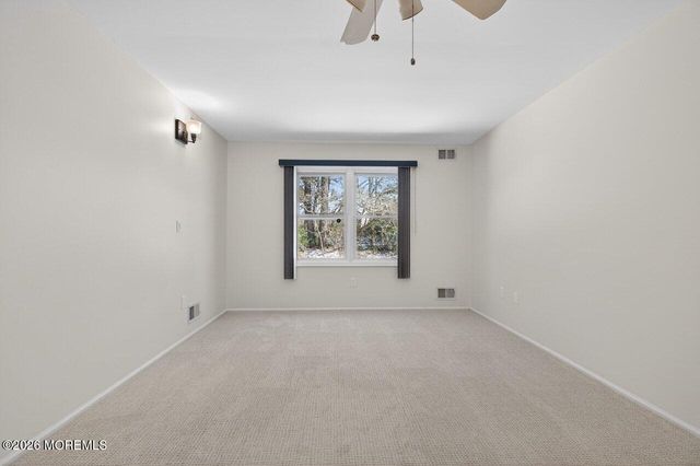 103 Maplecrest Drive E, Lakewood, NJ 08701