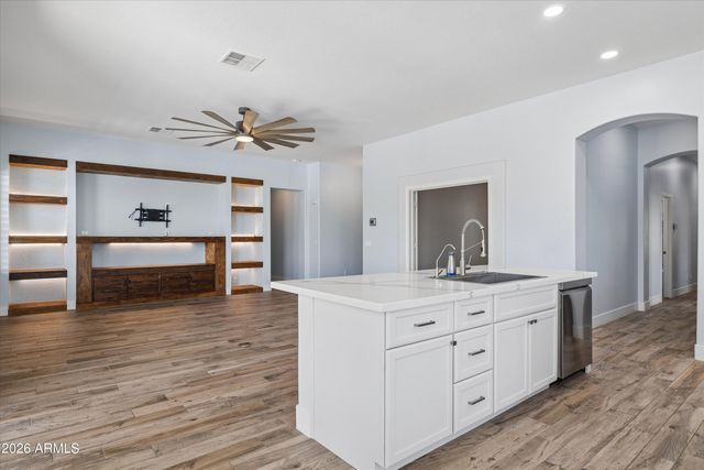 5024 E LONESOME Trail, Cave Creek, AZ 85331