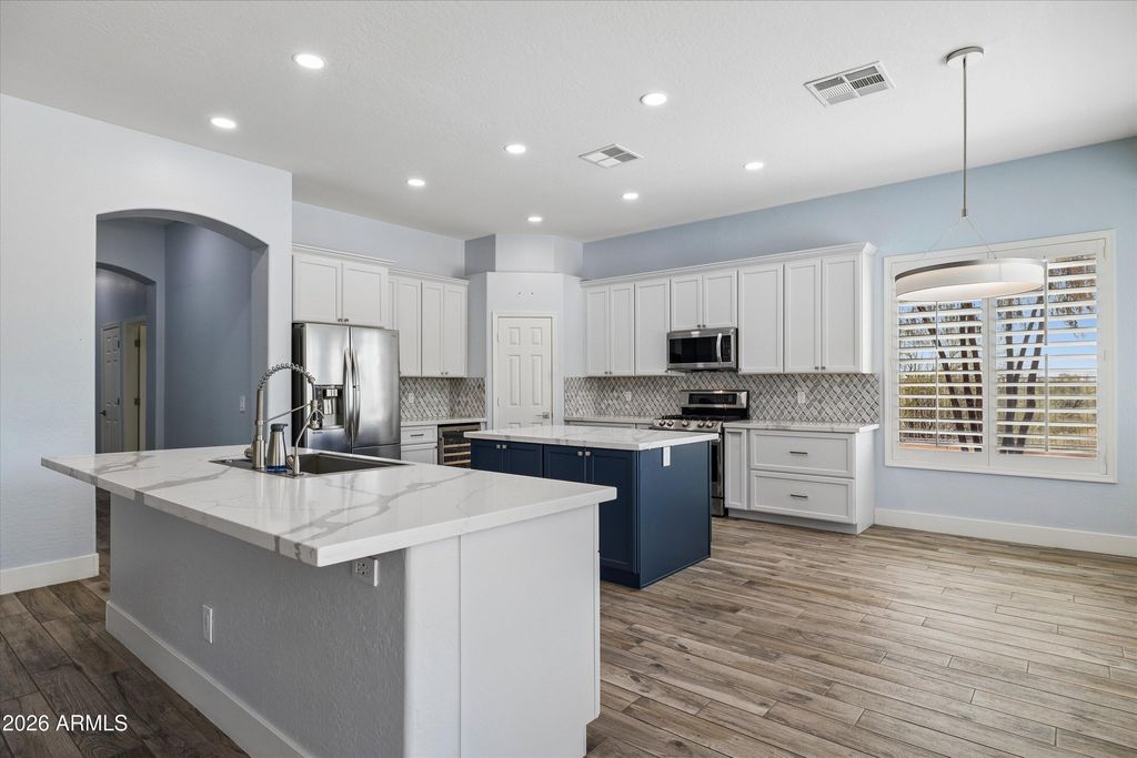 Image 9 of property listing at 5024 E LONESOME Trail, Cave Creek, AZ 85331