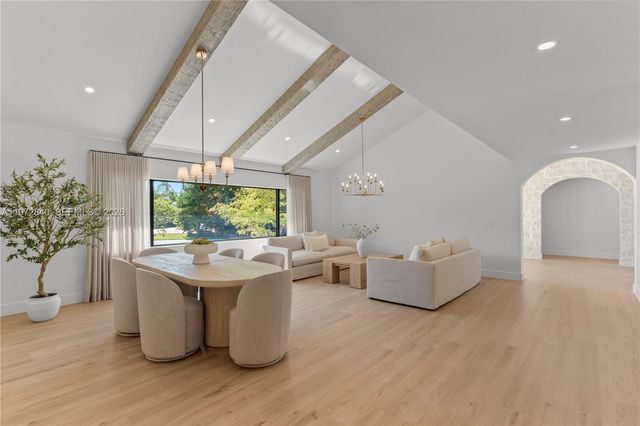 16889 SW 73rd Ct, Palmetto Bay, FL 33157