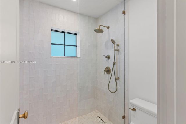 16889 SW 73rd Ct, Palmetto Bay, FL 33157