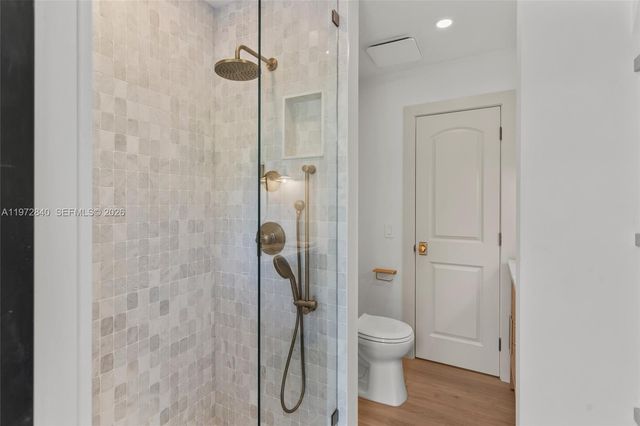 16889 SW 73rd Ct, Palmetto Bay, FL 33157