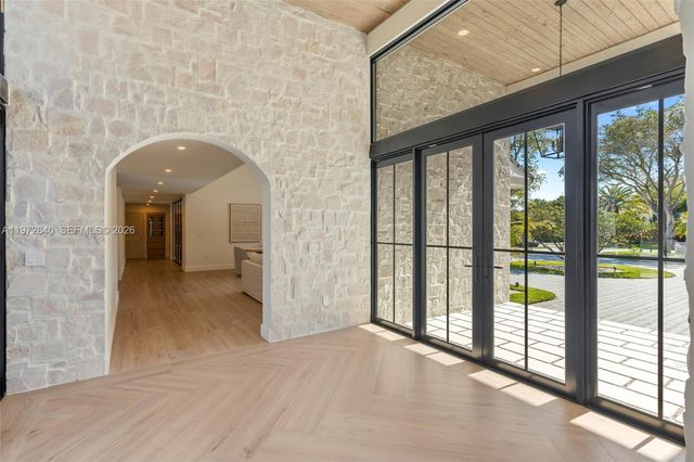 16889 SW 73rd Ct, Palmetto Bay, FL 33157