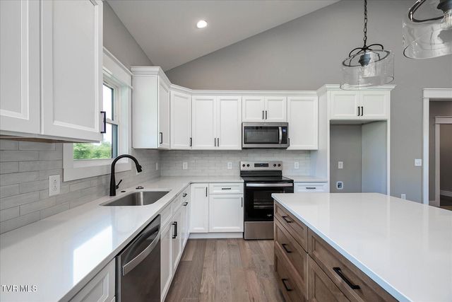 264 Ruby Rose Ridge, Jonesborough, TN 37659