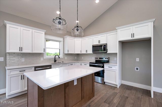 264 Ruby Rose Ridge, Jonesborough, TN 37659