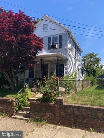 1135 47TH PL NE, Washington, DC 20019