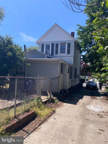 1135 47TH PL NE, Washington, DC 20019