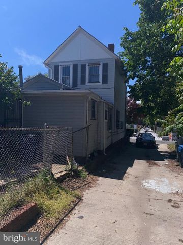 1135 47TH PL NE, Washington, DC 20019
