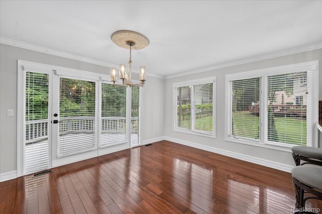 38808 Lancaster Drive, Farmington, MI 48331