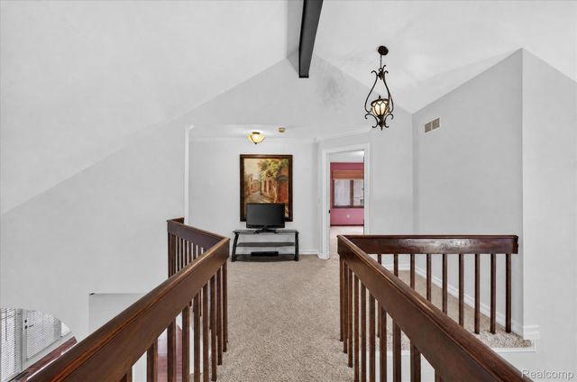 38808 Lancaster Drive, Farmington, MI 48331