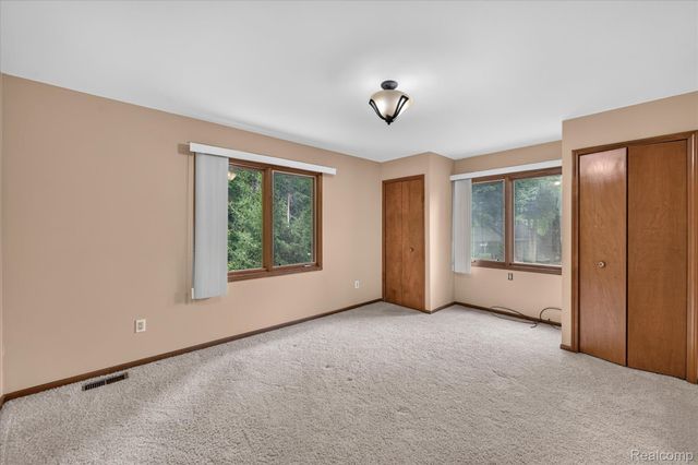 38808 Lancaster Drive, Farmington, MI 48331