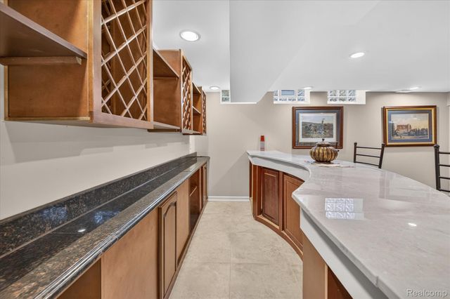 38808 Lancaster Drive, Farmington, MI 48331