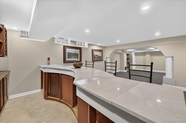 38808 Lancaster Drive, Farmington, MI 48331