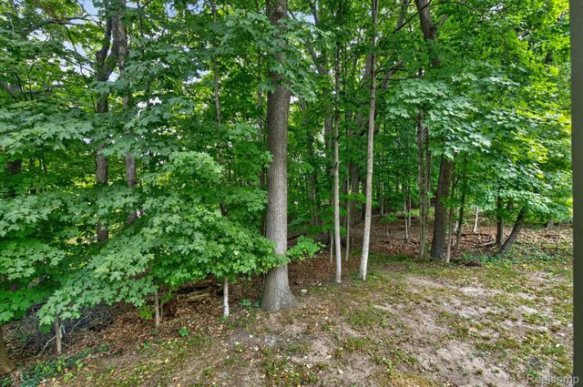 38808 Lancaster Drive, Farmington, MI 48331