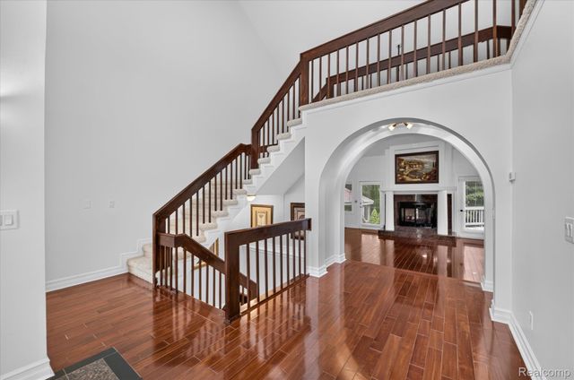 38808 Lancaster Drive, Farmington, MI 48331