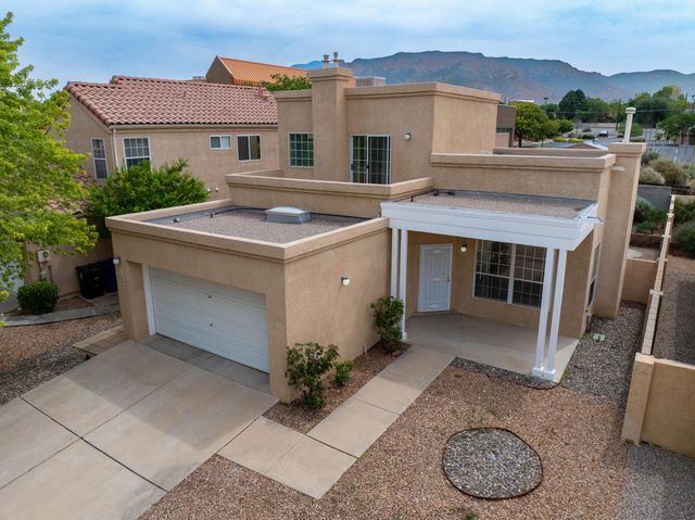 7604 La Mariposa Place NE, Albuquerque, NM 87109