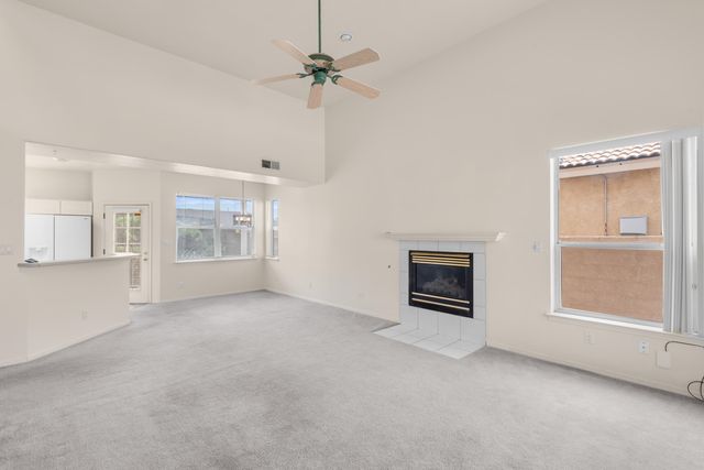 7604 La Mariposa Place NE, Albuquerque, NM 87109
