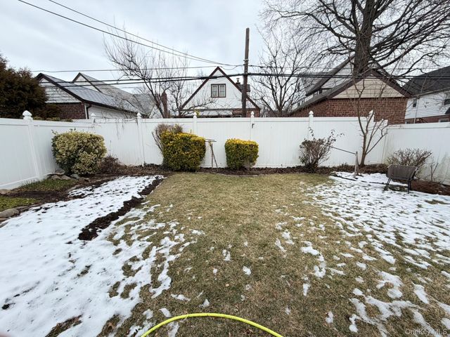 48-27 213th Street, Bayside, NY 11364