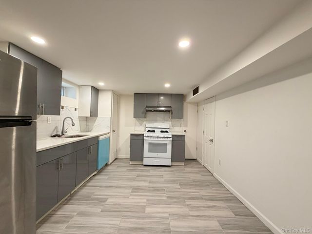 48-27 213th Street, Bayside, NY 11364