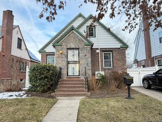 48-27 213th Street, Bayside, NY 11364