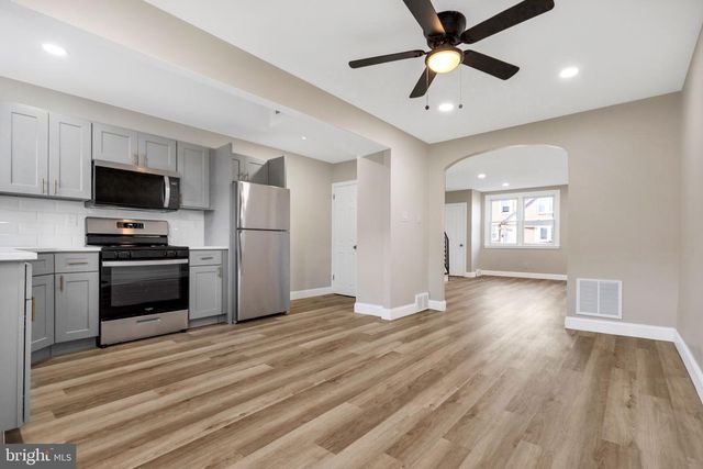 223 STEARLY ST, Philadelphia, PA 19111