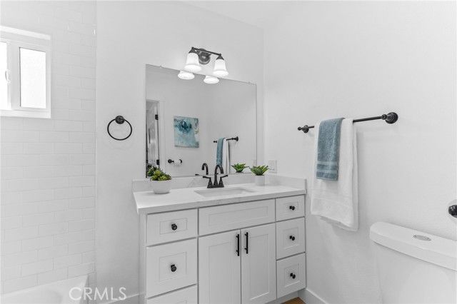 268 W Willow, Pomona, CA 91768