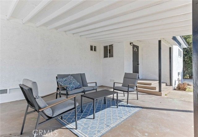 268 W Willow, Pomona, CA 91768