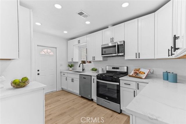 268 W Willow, Pomona, CA 91768