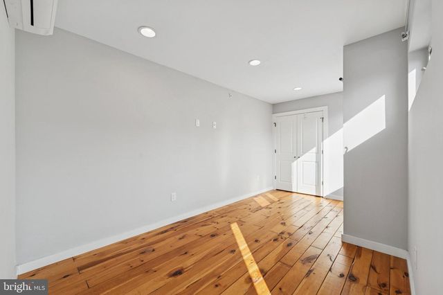 2521 E DAUPHIN ST, Philadelphia, PA 19125