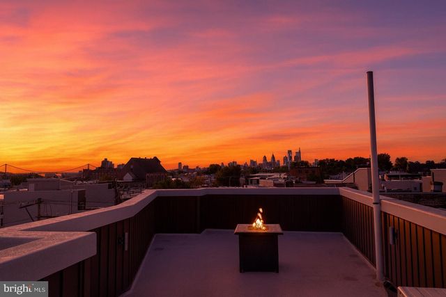 2521 E DAUPHIN ST, Philadelphia, PA 19125