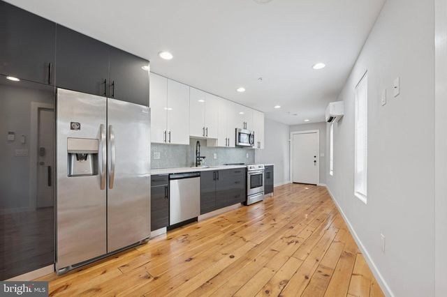 2521 E DAUPHIN ST, Philadelphia, PA 19125