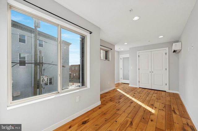 2521 E DAUPHIN ST, Philadelphia, PA 19125