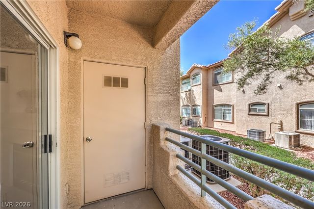 5415 West Harmon Avenue 1038, Las Vegas, NV 89103