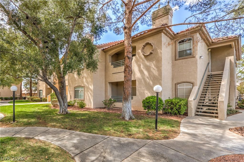 5415 West Harmon Avenue 1038, Las Vegas, NV 89103