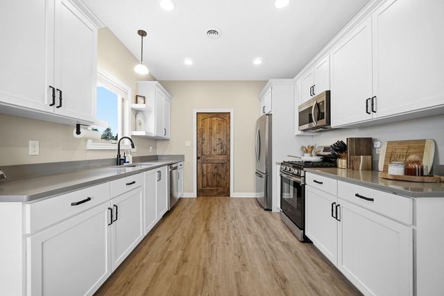 10683 W 116th Avenue, Cedar Lake, IN 46303